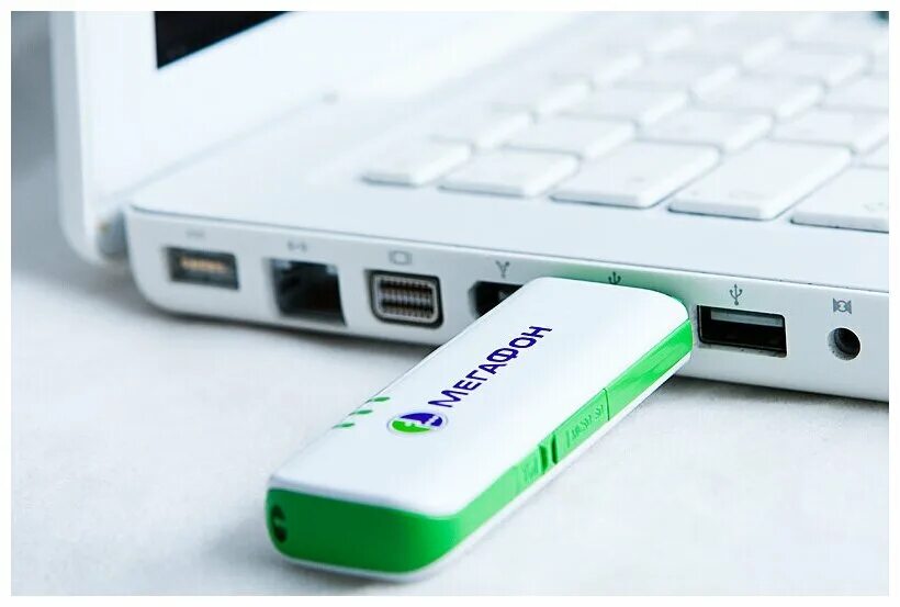 Мобильный интернет usb. Модем 3g 4g с Ethernet портом. Переносной модем МЕГАФОН 4g. USB модем МЕГАФОН 3g. Модем с флешкой для интернета МЕГАФОН.