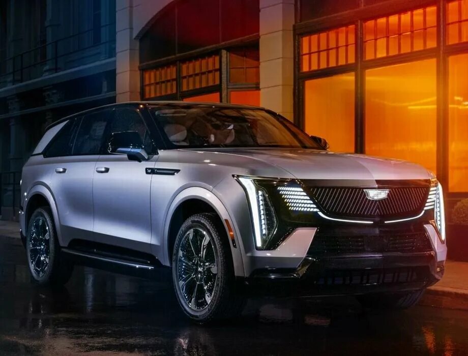 Iq 2024. Cadillac Escalade 2025. Кадиллак Эскалейд 2025. Escalade IQ. Cadillac Escalade IQ.