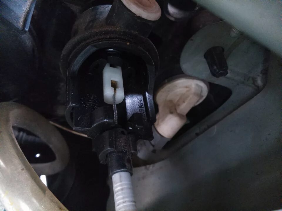 Как снять корректор рено логан 2 Корректор фар Renault Logan (1G), 1,6 л, 2010 года другое DRIVE2