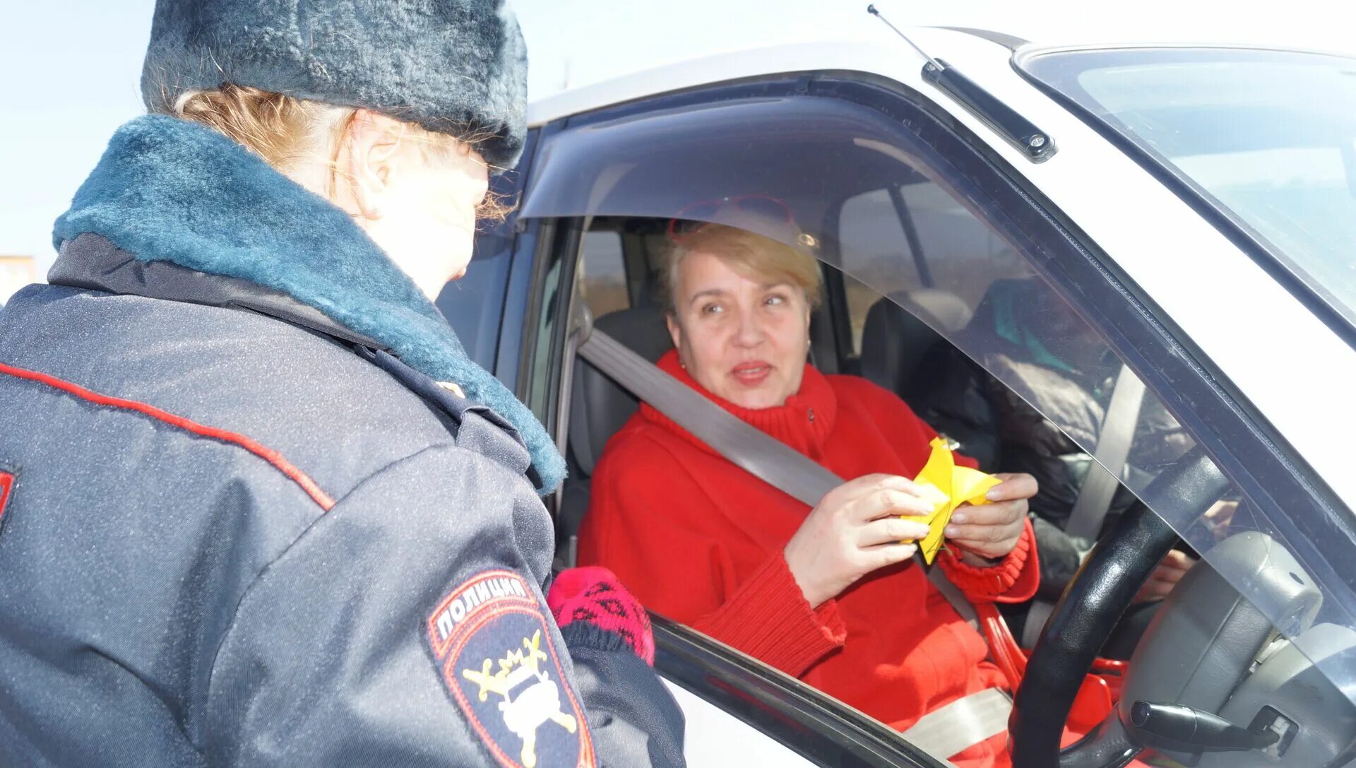 Гибдд ремень безопасности. Ремень безопасности акция ГИБДД. Реутов ГИБДД ремень безопасности.