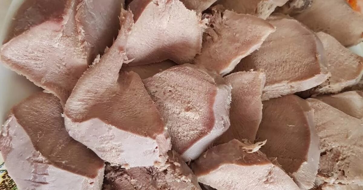 Свиные языки рецепты. Блюда из свиных языков. Свиные языки рецепты. Свиные языки рецепты. Блюда из языка свинины.
