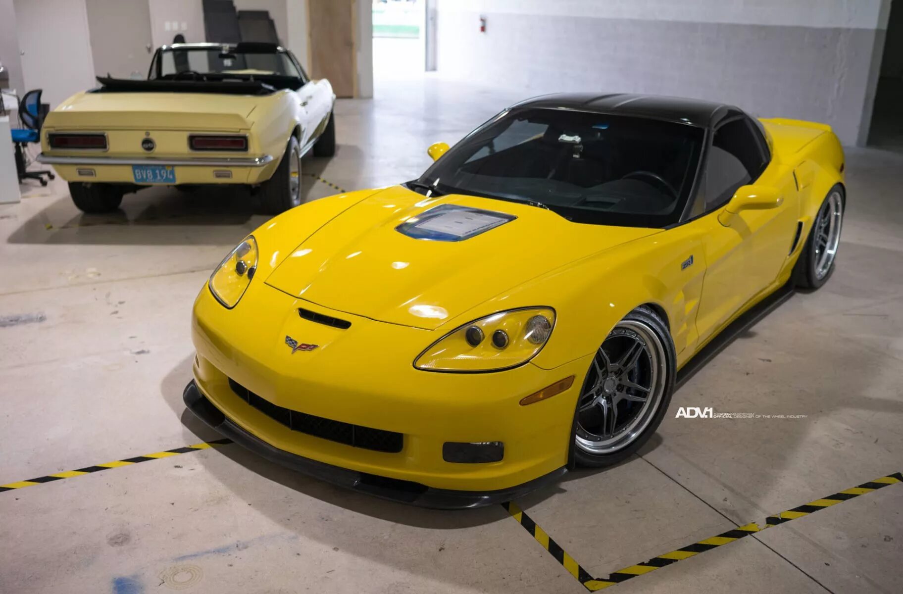 Краситель 47005. D c yellow. D c yellow. Иконки буквы. Желтая буква c.