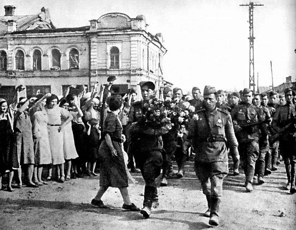 Освобождение города Орел август 1943. Освобождение города орла 5 августа 1943 года. Освобождение горла 1943 год. Город Орел 1941-1943 годы освобождение. В ходе какой операции был освобожден орел