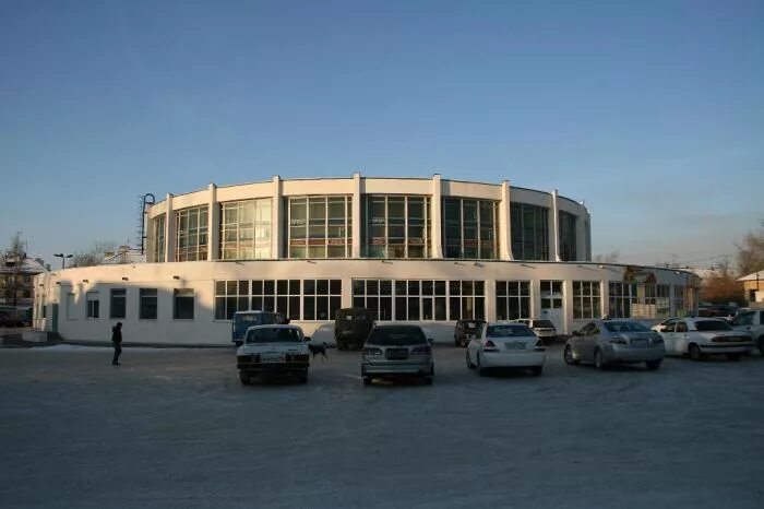 Ангарск рынок новый фото. Магазин центральный ангарск. Круглый рынок ангарск. Рынок новый ангарск. Магазин центральный ангарск.