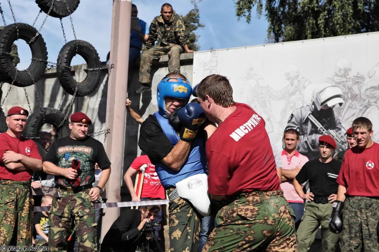 спецназ краповый берет. испытания на краповый берет. братство краповых беретов витязь. спецназ краповый берет. инструктор краповых беретов.