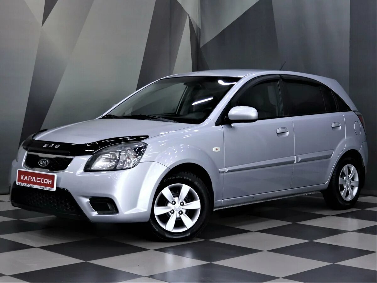 Куплю рио хэтчбек пробегом. Kia Rio 2010 хэтчбек 1.4. Kia Rio 2 2010. Kia Rio 2 2010 1.4. Киа Рио 2 2010 хэтчбек.