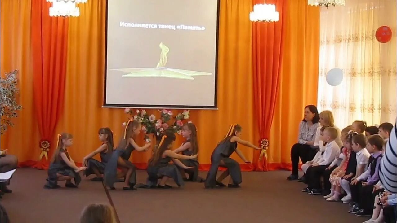 Песня верните память в исполнении. Танец память. танец верните память. танец верните память на 9 мая. танец под песню верните память.