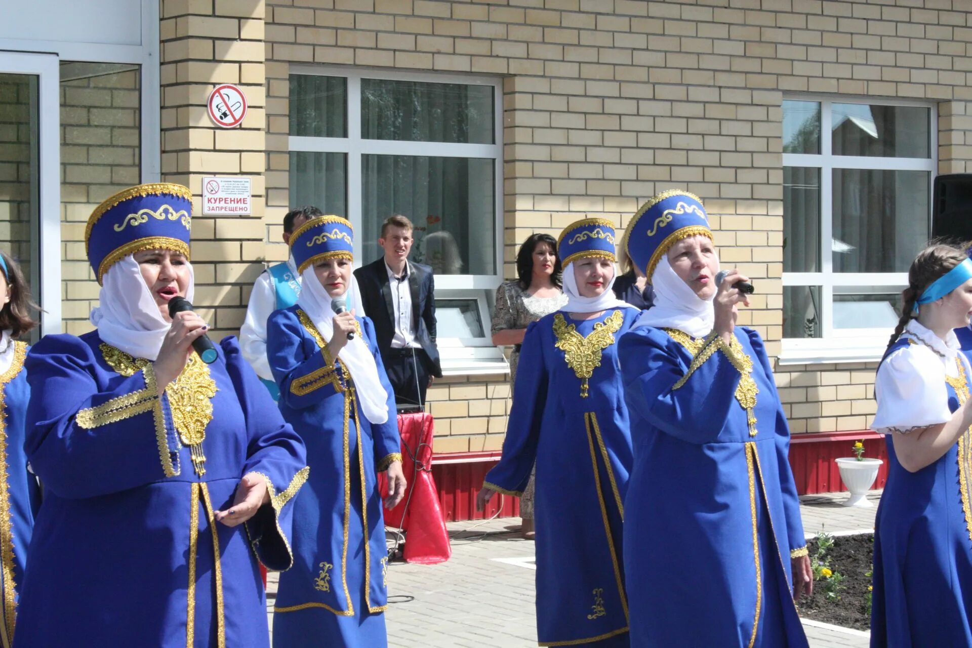 Прогноз погоды в выселках. Чистопольско Высельская СОШ Чистополь. Выселки Чистополь. Чистопольские Выселки школа. В Чистопольских Выселках.