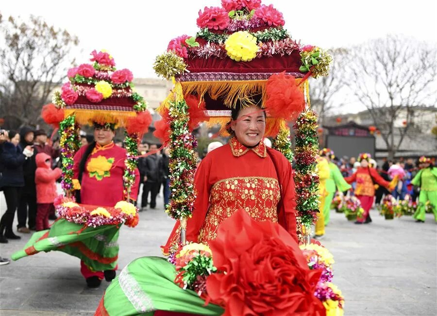 Праздник Чунъян в Китае. Праздник весны в Китае. Весенний фестиваль в Китае. Фестиваль цветов в Китае. В китае девять