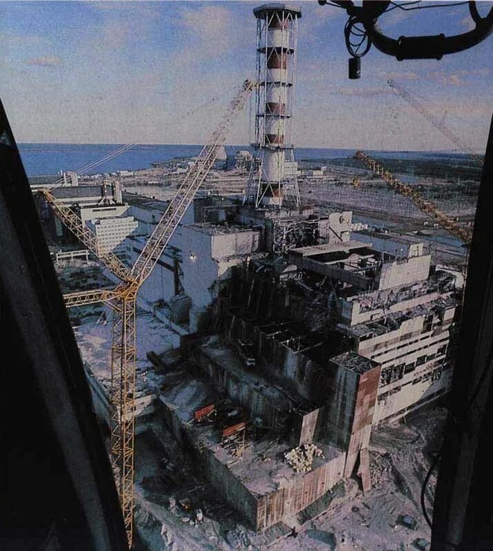 Chernobyl nuclear. Чернобыльская АЭС 1986. ЧАЭС реактор 1986. 4 Энергоблок ЧАЭС 1986. Чернобыль ЧАЭС 4 энергоблок взрыв.