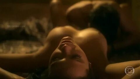 Slideshow bruna marquezine nude.