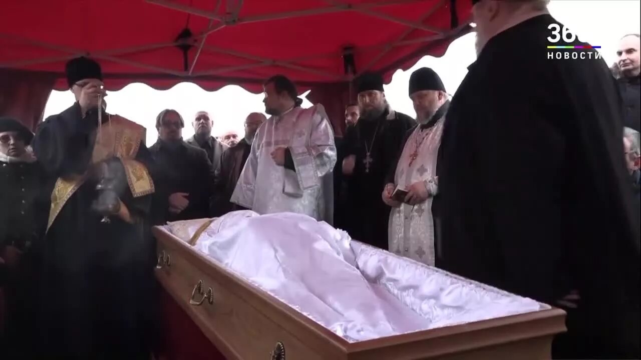 Когда будут похороны пухляша. Троекуровское кладбище виктор проскурин. александр беляев похороны прощание. прощание с протоиереем всеволодом чаплиным. всеволод чаплин в гробу.
