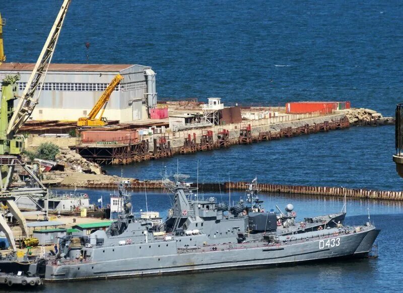 Автомобильный транспорт азербайджана. Бакинский международный автовокзал. Транспортные азербайджана. Транспортные азербайджана. Транспорт баку.