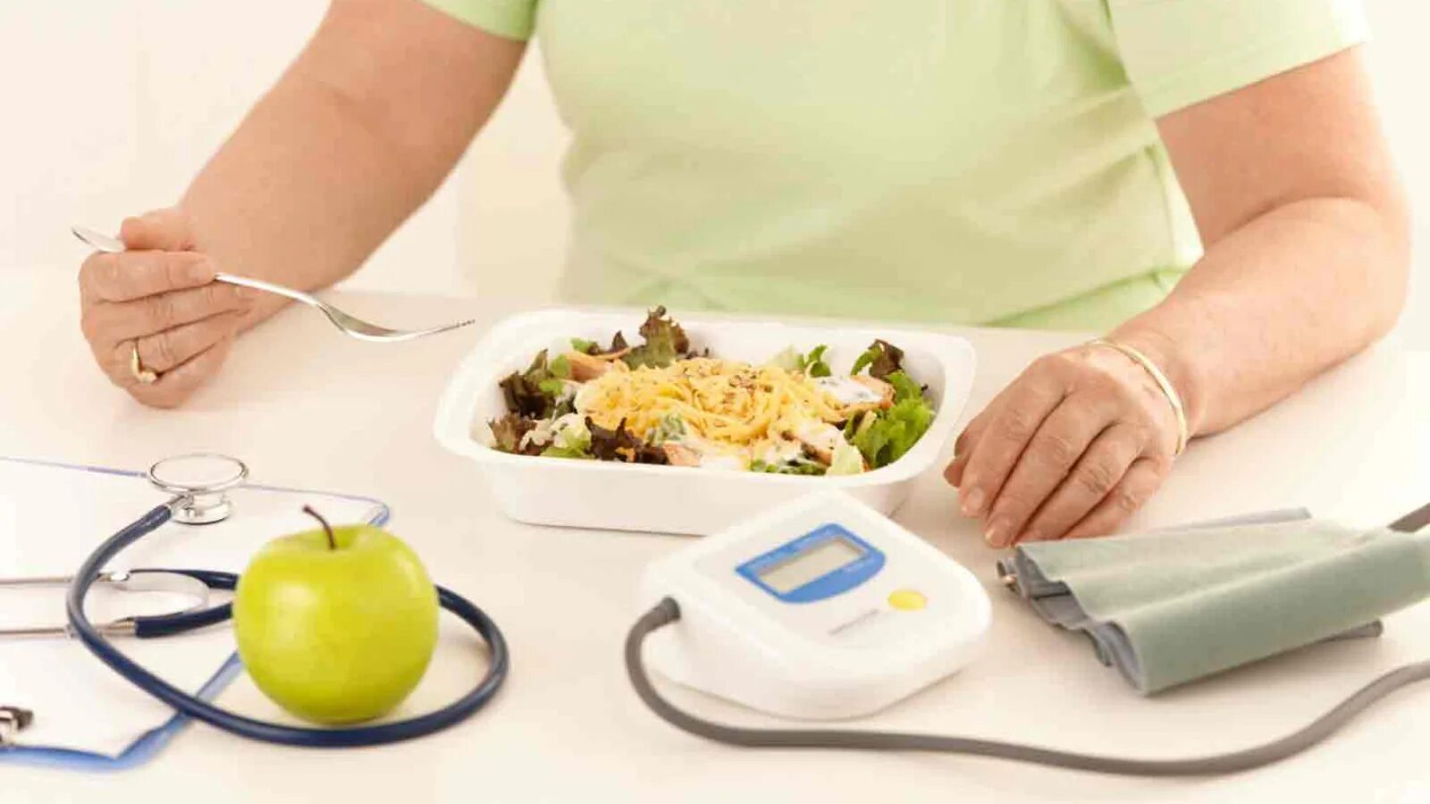 Какие продукты повышают давление у взрослых. Диетотерапия сахарного диабета. сахарный диабет питание. лечебная диета при сахарном диабете. продукты повышающие давление.