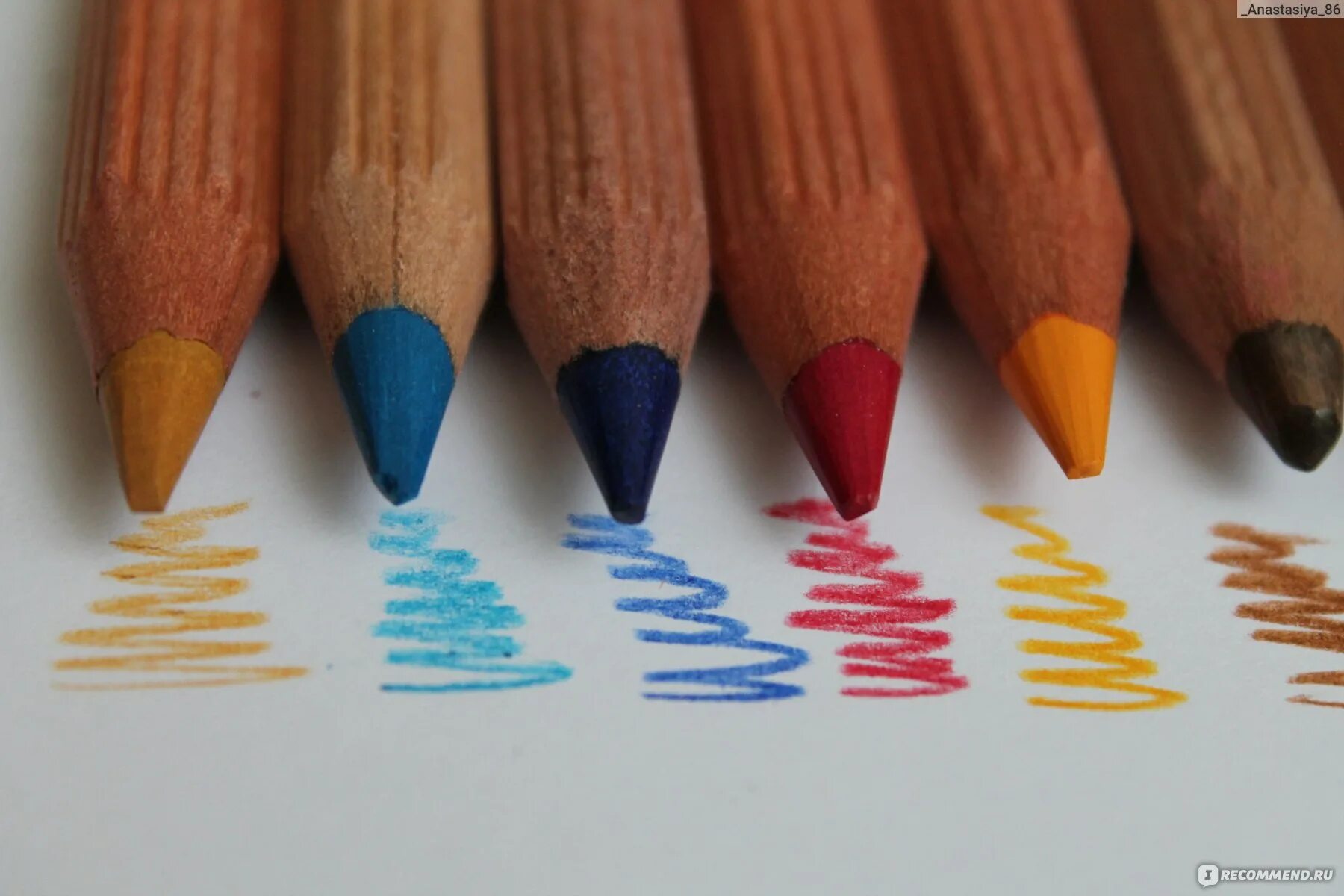 Купили 18 карандашей. Карандаш крутой цвет. 18 Карандашом. Хорошие компание цветных карандашей. Цветные карандаши фирмы.