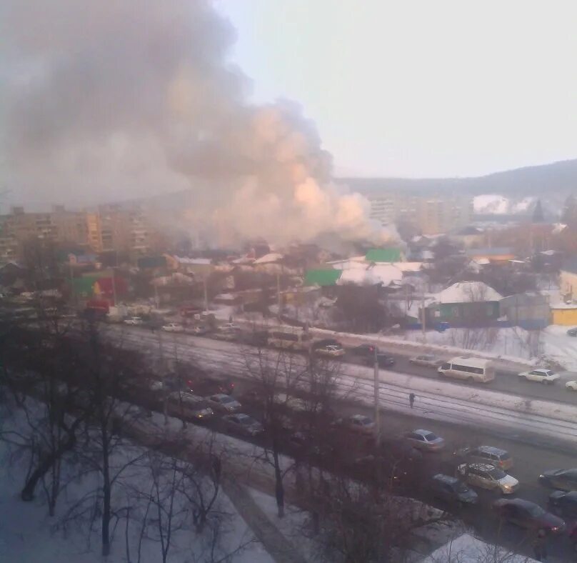 В черниковке нет света почему. Пожар в Уфе сейчас в Черниковке. Пожар Уфа Черниковка. Пожар в Уфе за последние сутки Черниковка. Пожар Черниковка Уфа сейчас.