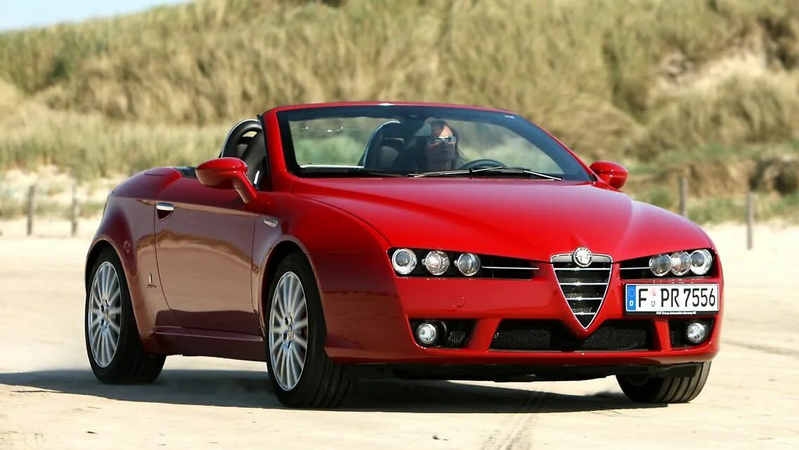 Альфа ромео трейлер. Alfa Romeo Brera 2008. Alfa Romeo Spider 2008. Альфа Ромео Брера Спайдер. Alfa Romeo Brera 3.2.