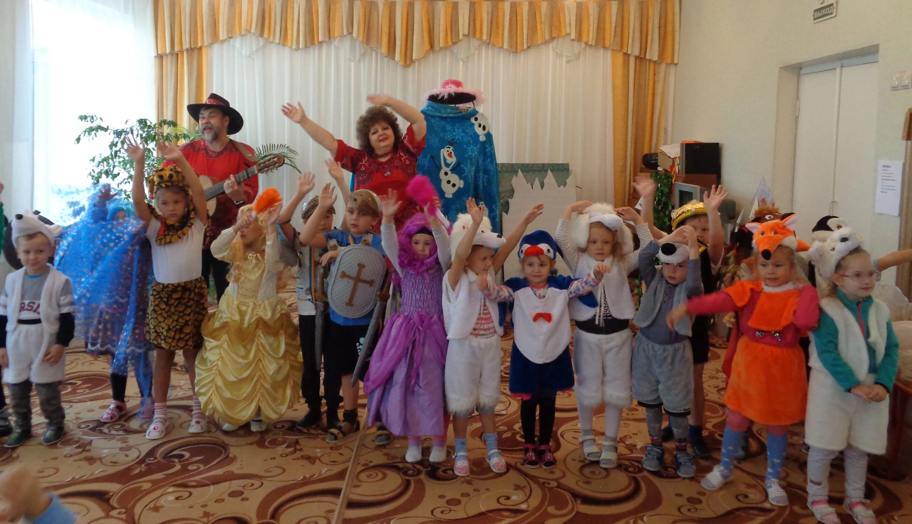 театр приехал в детский сад