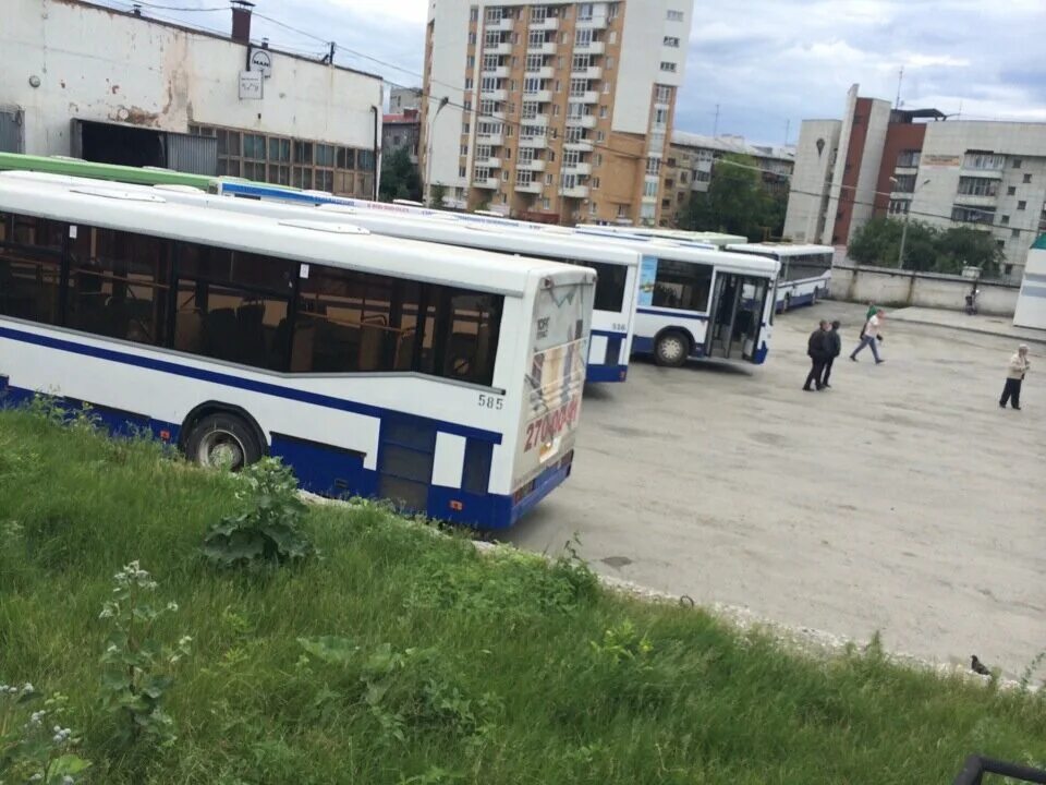 автобус 2 восточный. автобус 2 восточный. моап екатеринбург. автобус 2. икарус 280 красноярск.