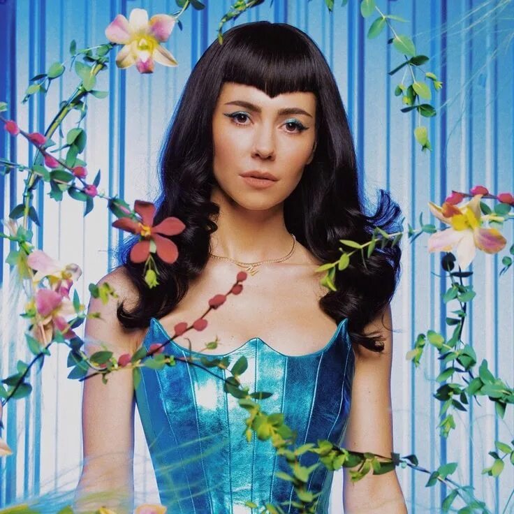 Marina album. Marina and the diamonds ancient dreams in a modern land. Даймонд дрим. Marina певица 2022. Marina singer.