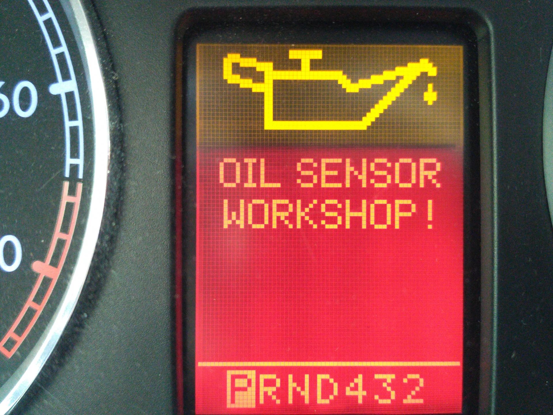 Горит красным масло. Желтая масленка Ауди а4. Oil sensor Workshop Passat b6. Желтая масленка sensor Ауди а4 б6. Желтая масленка Ауди а4 b6.
