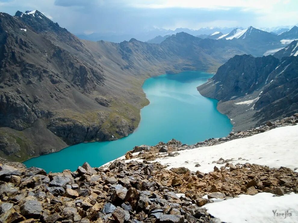 Ала кель. Ала кёль озеро Киргизия. Алакуль озеро Киргизия. Озеро ала-Кель Терскей. Ала-Кель озеро в Киргизии Каракол.