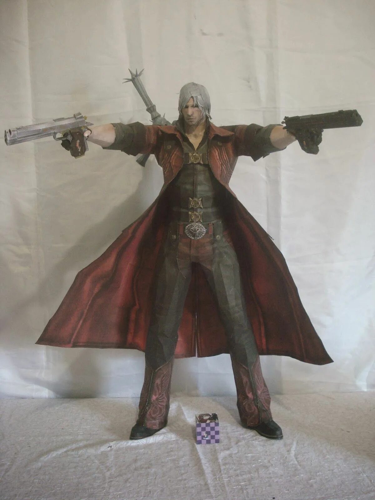 Dante Devil May Cry Papercraft. Devil May Cry Papercraft. Devil May Cry фигурки. Фигурка Данте из Devil May Cry 4. Данте из бумаги