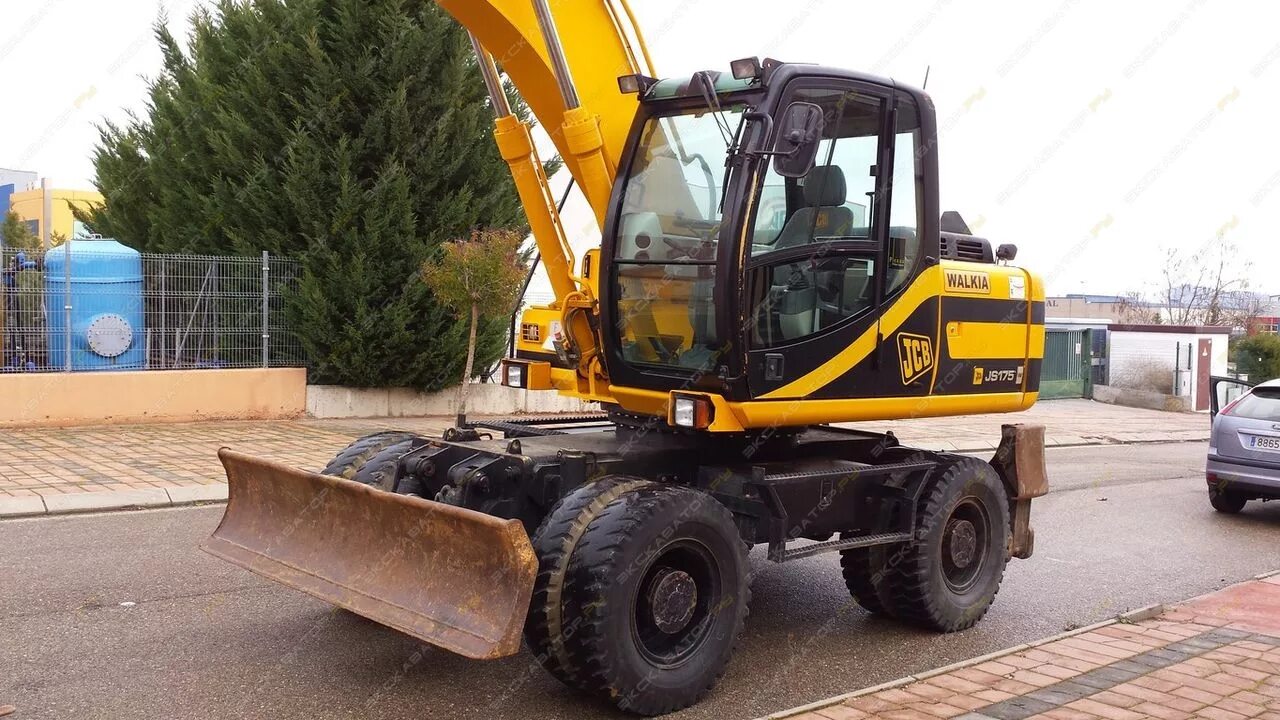 Экскаватор jcb 130w. Аренда экскаватора на колесном ходу 74950555301. Колесный экскаватор jcb js200w. Jcb js175w. Колесный экскаватор hyundai r180w-9s.