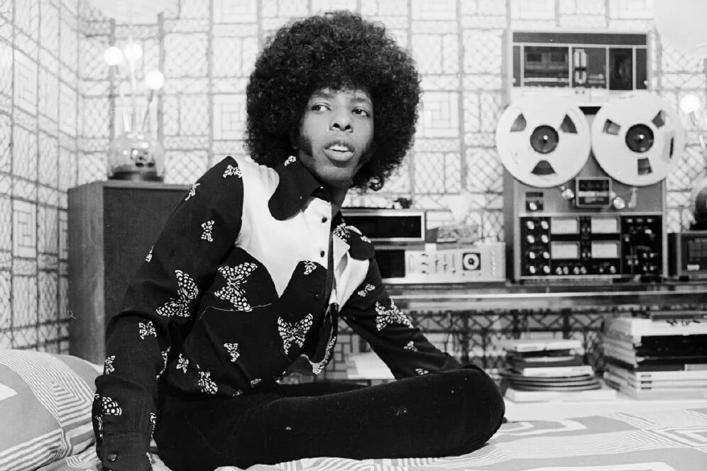 Sly stone. Sly and the Family Stone. Группа Sly & the Family Stone. Стиль фанк 70х.