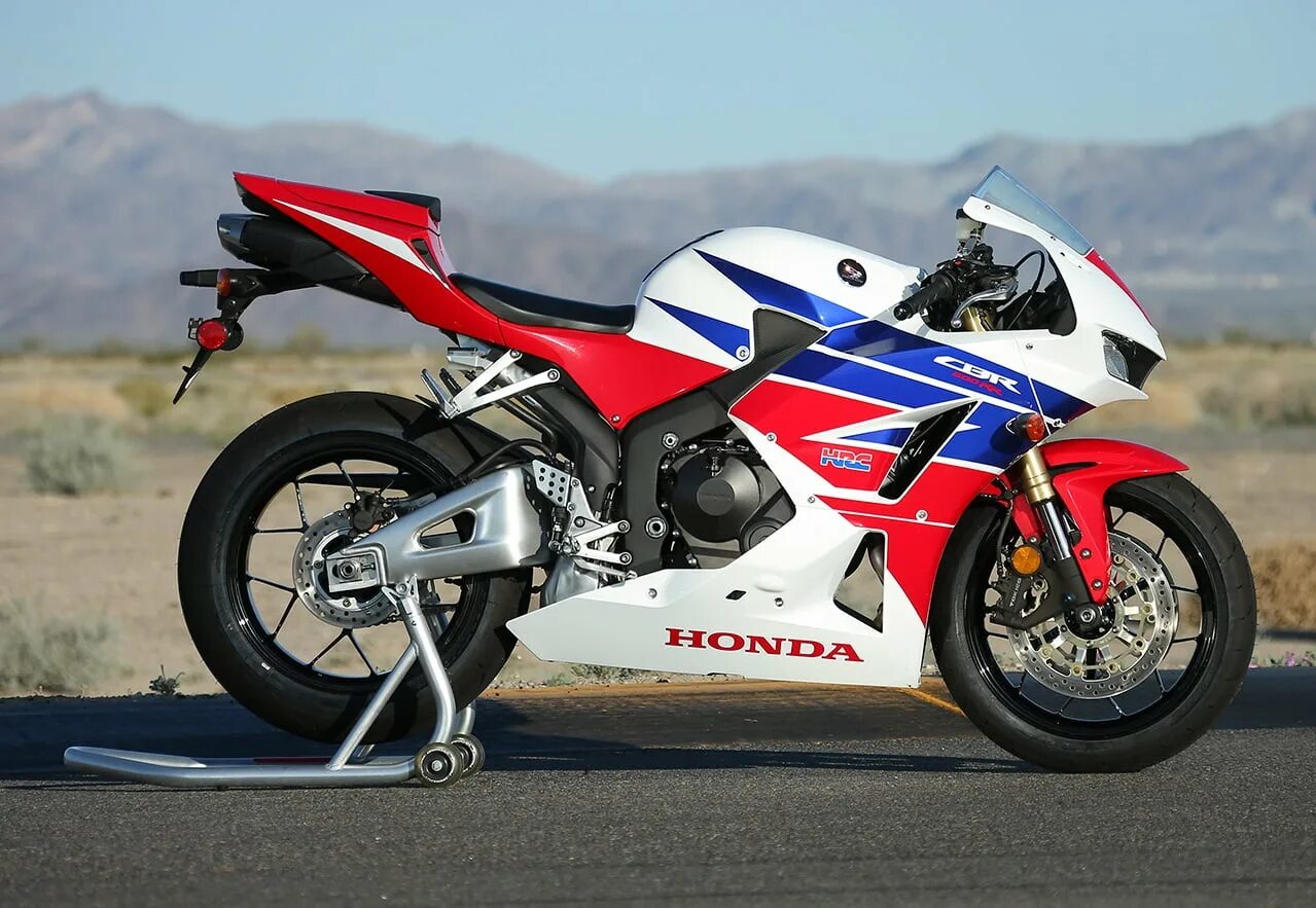 Хонда cbr600rr. Honda cbr600rr 2013. Honda 600rr. Хонда СБР 600 RR. Honda sbr