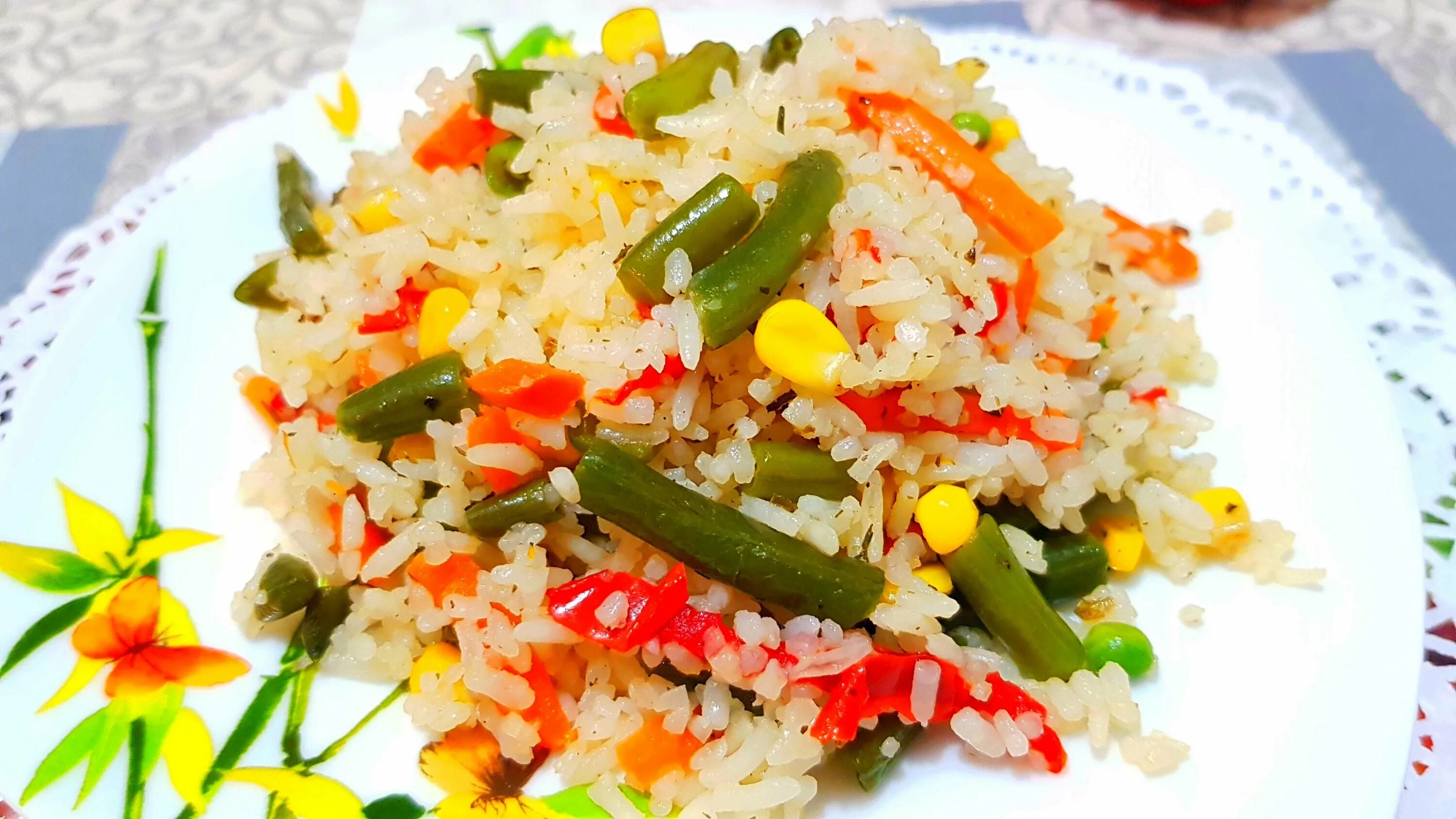 Рассыпчатый рис на гарнир быстро и вкусно. Рис гарнир. вкусный рис на гарнир. самый вкусный рис на гарнир. ароматный рис на гарнир.