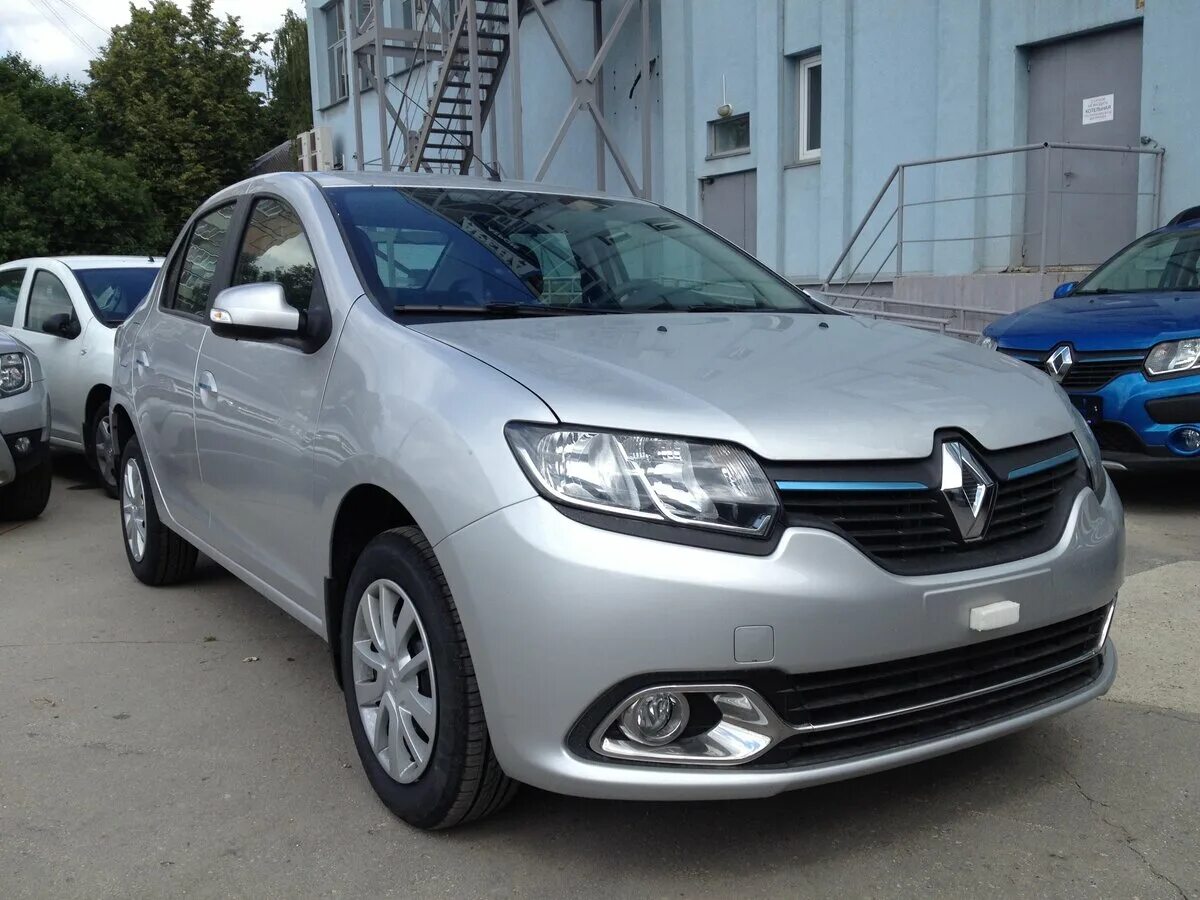 Рено Логан 2 серебристый. Рено Логан 2016. Renault Logan 2 серебристый. Рено Логан 2018 года. Купить рено логан 2018 года