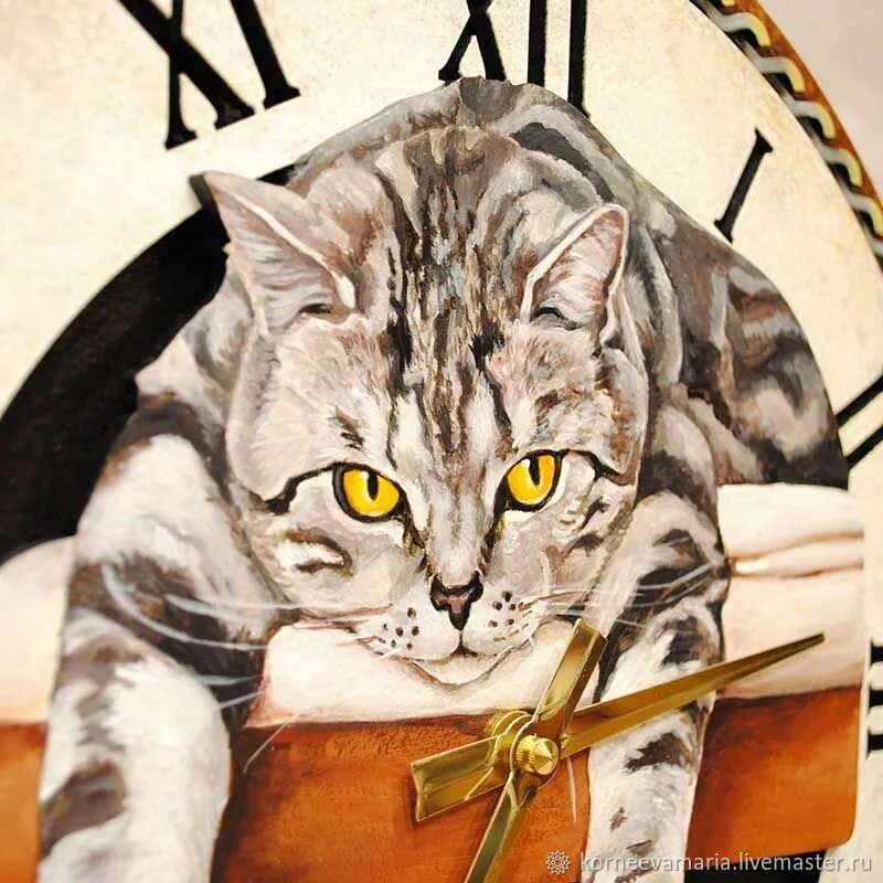 Кот с часами. Котик и часы. котик с часиками. котик на час.