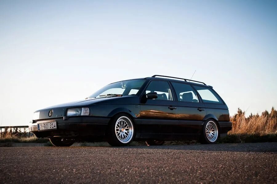 Ауди 80 в3. Volkswagen passat b3 wagon. Volkswagen passat b3 седан. Пассат b3 gt. Volkswagen passat b3 stance.