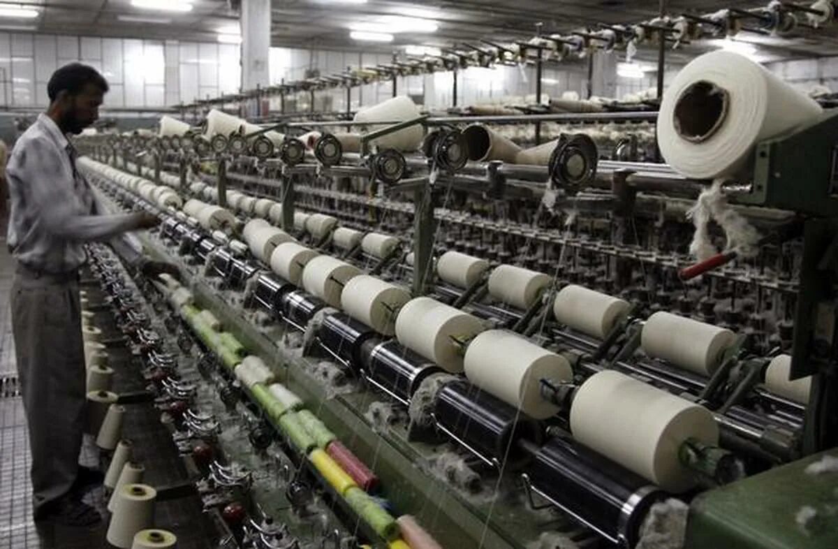Х б производство. Cotton Textile Узбекистан. Текстильная промышленность. Текстильное производство. Хлопчатобумажная промышленность.