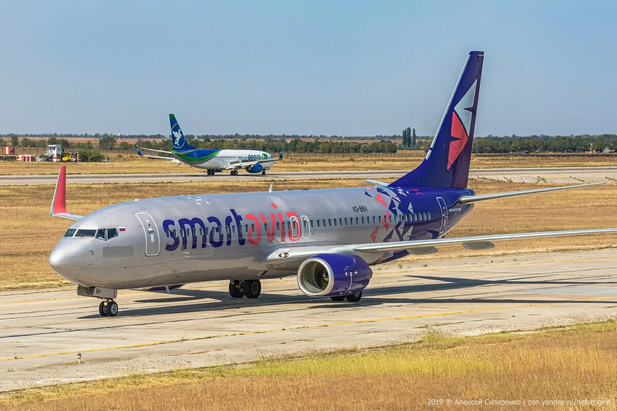 Самолет авиакомпании смартавиа. Смарт авиа боинг 737-800. боинг 737 смарт авиа. самолёт боинг 737 смартавиа. смартавиа смартавиа boeing 737-800.