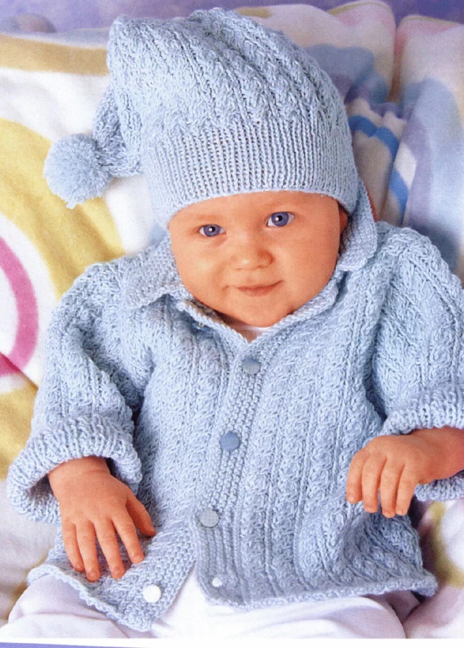 Вязаные вещи для детей. Вязаные детские вещи. Вязание спицами детям до года. Вязаные вещи для малышей. Вязаные шапки для малышей.
