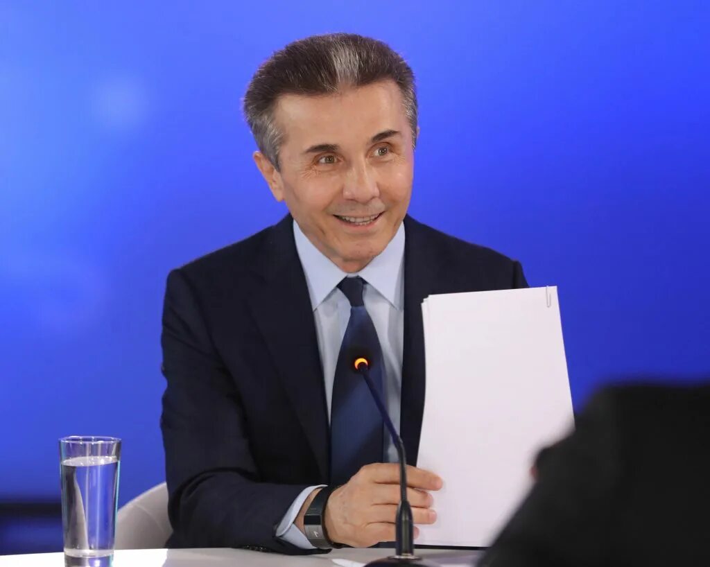 Бидзина иванишвили. Иванишвили миллиардер википедия. Иванишвили миллиардер википедия. Бидзина иванишвили 2023. Бидзина григорьевич иванишвили.