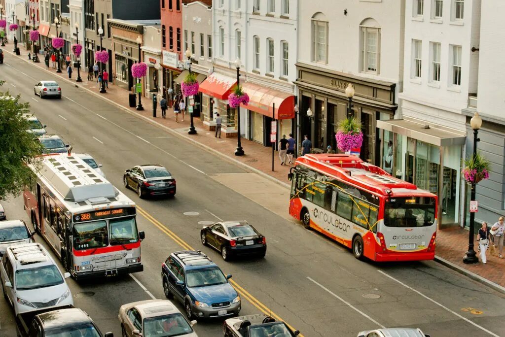 0 town. Район Джорджтаун в Вашингтоне. Georgetown Washington DC. Джорджтаун Вашингтон 1960. Улицы Джорджтауна Малайзия.