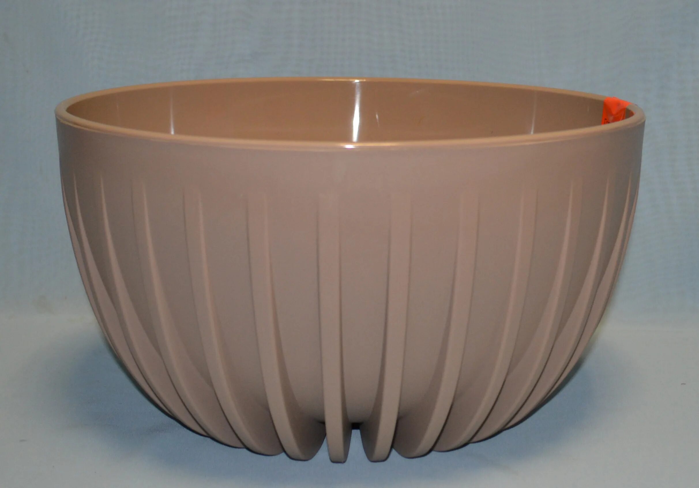 Горшок рэйн 1,8л красный, шт. Кашпо для цветов тропикано гифтс. Горшок для растений "розетта" 0,9л д140 с поддоном зеленый с125зел. Кашпо протея 3. Сим 30-75 миска сигма пласт.