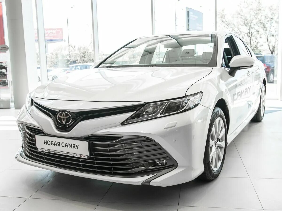 Купить новый камри цена. Тойота Камри 2018 белая. Toyota Camry VIII (xv70). Toyota Camry 2022. 2018 Toyota Camry v6 White.