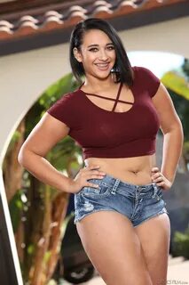 Latina getting