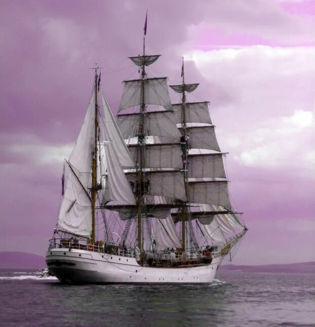 Ship of love. Художник-маринист montague dawso. Корабль с белыми парусами. Христианский корабль. Кораблик на свадьбу.