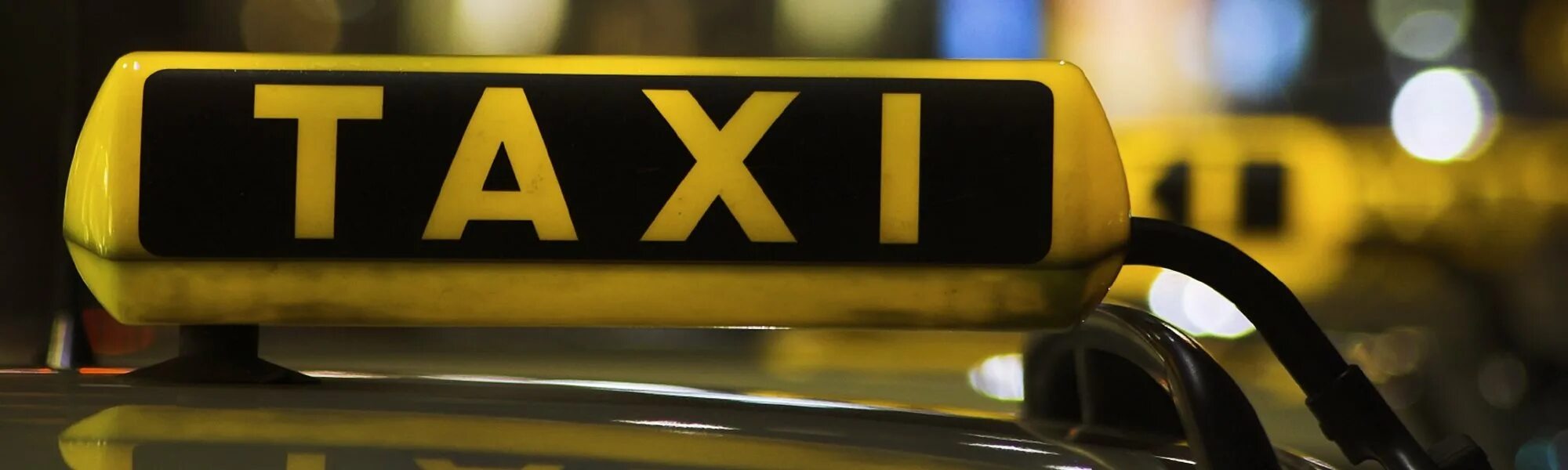 Автобус такси. Номера машин такси. Maxi Taxi. Navi такси. Водитель такси ижевск