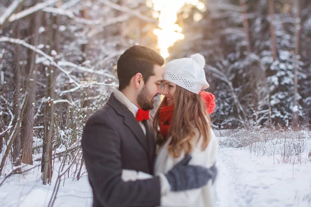 алексей завьялов, олеся слукина. куда сходить вдвоем зимой. зимняя фотосессия в лесу. прогулка зимой. куда сходить вдвоем зимой.