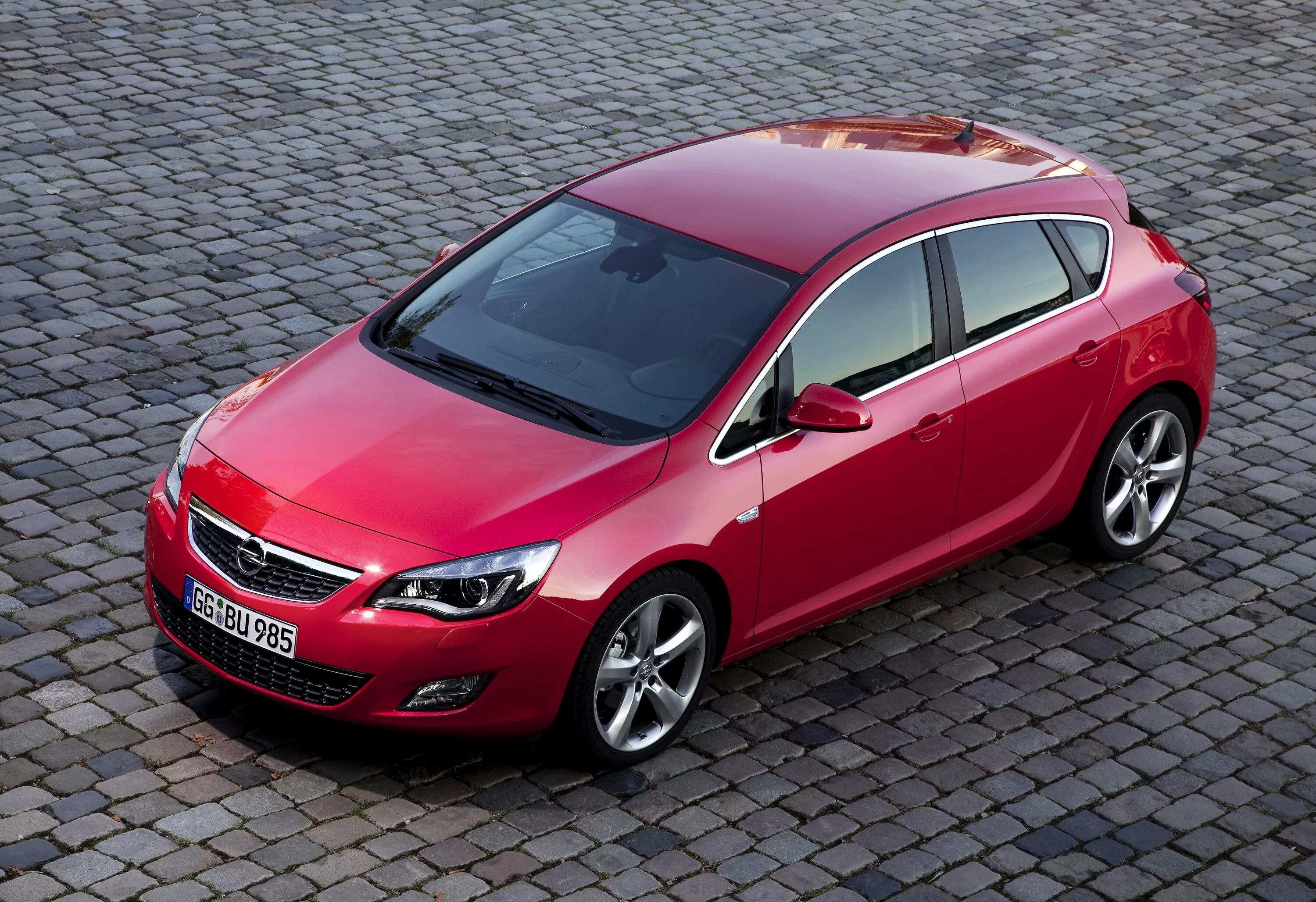 Опель купить уфа. Opel Astra 2010. Opel Astra 2014. Opel Astra 1.4 2014. Opel Astra j 1.6 Turbo.