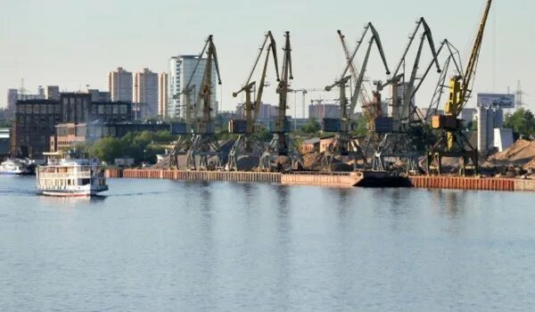 Речной порт Тюмень. Западный Речной порт Москва. Южный порт Москва.