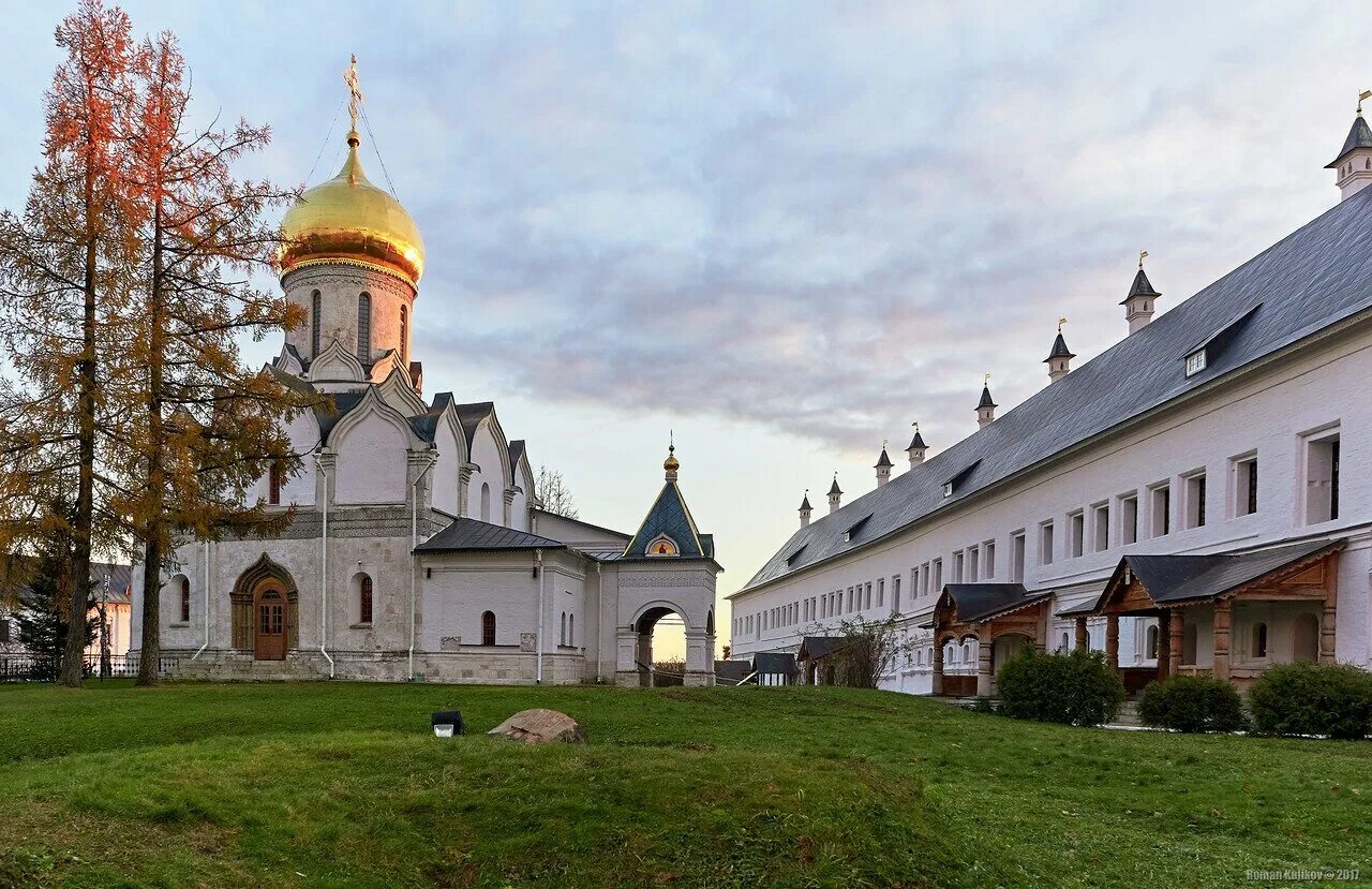 Саввино-Сторожевский монастырь. Сторожевский монастырь в Звенигороде. Саввино-Сторожевский ставропигиальный мужской монастырь, Звенигород. Свято сторожевский монастырь