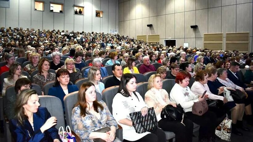 Дворец культуры Балашиха. Конференции в Балашихе. Праздник труда в Балашихе. Праздник труда в МО Балашиха.