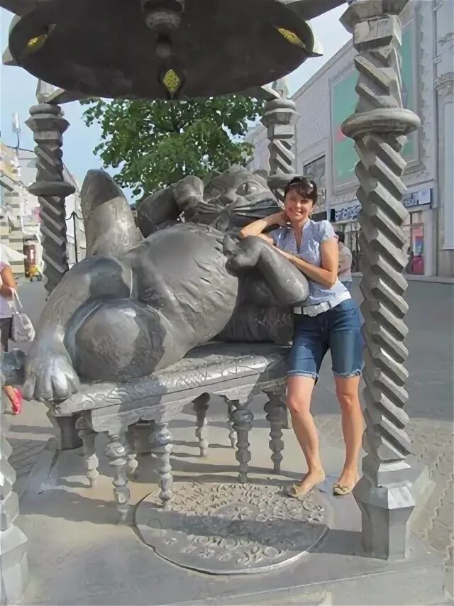 Фирстова вольск. Памятник фирстову в вольске. Улица ленина вольск. Вольск фирстова 19. Вольск- памятник сапожникову.